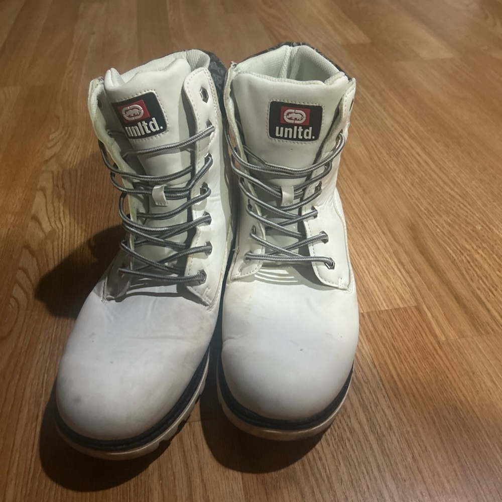 Ecko unltd men’s white boots